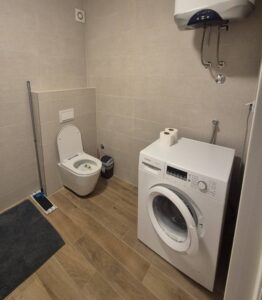 Toilette Apartments Loviste
